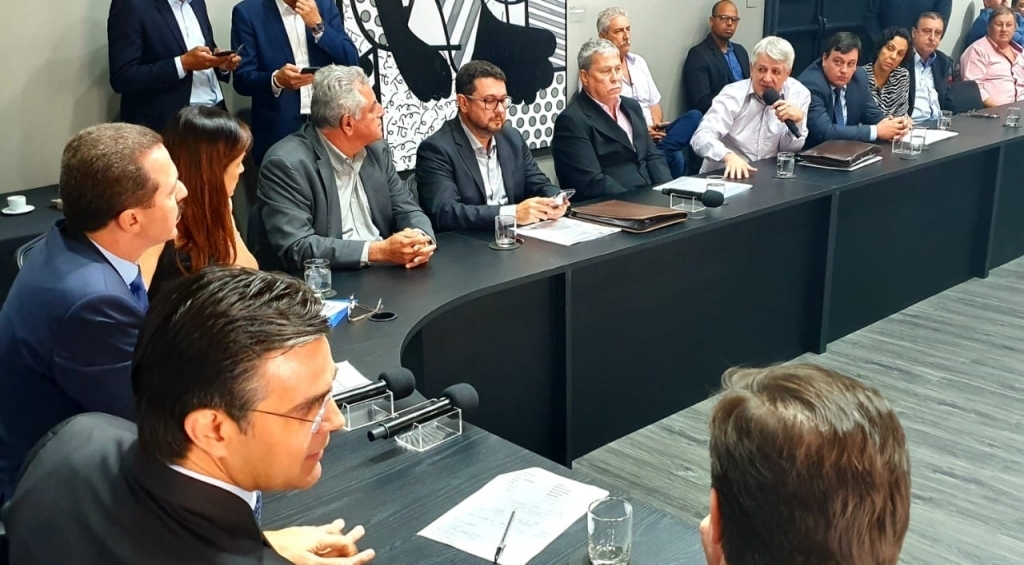 Prefeito de Santa Albertina reivindicou melhorias para o município na reunião