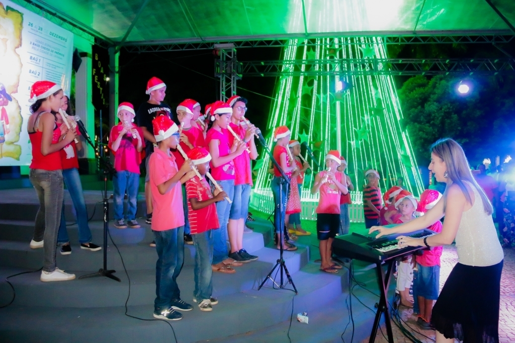 O projeto Musicalizarte, coordenado pela professora Cris Brasil, também encantou o público