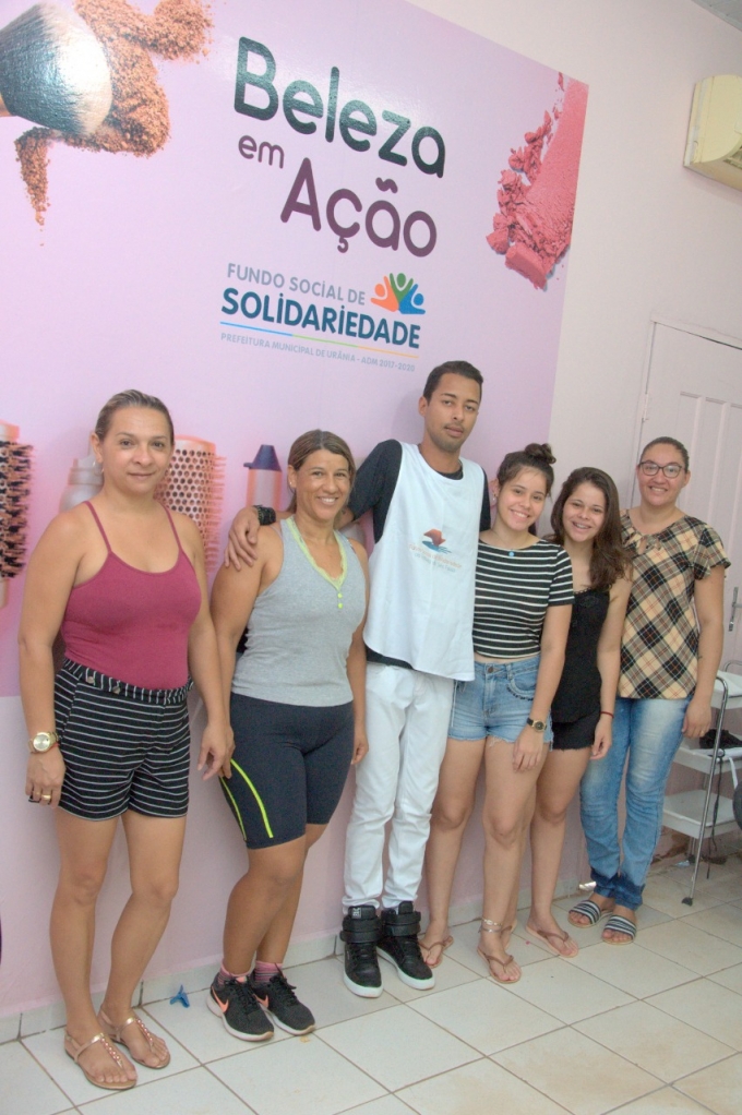 Aulas do curso de assistente de cabeleireiro se iniciam no Fundo Social de Solidariedade