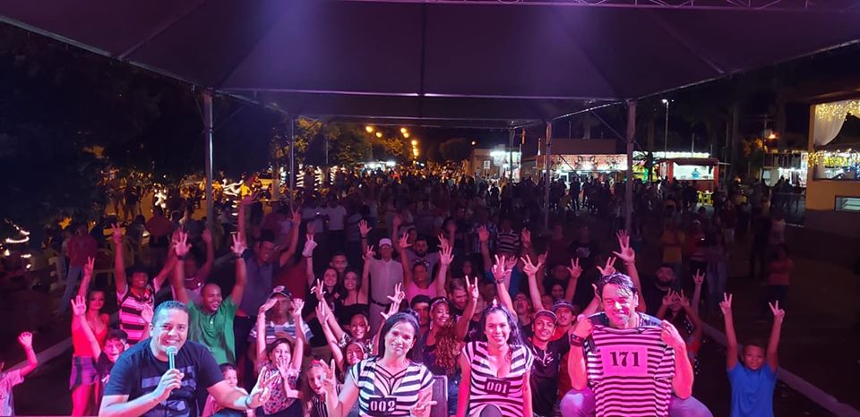 A Banda Novo Estilou encerrou as festividades