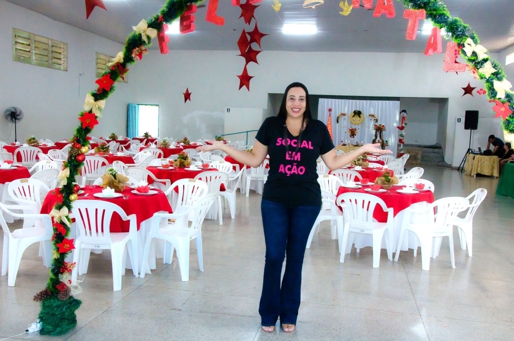 A primeira-dama Andréa organizou com muito carinho o almoço para suas convidadas especiais