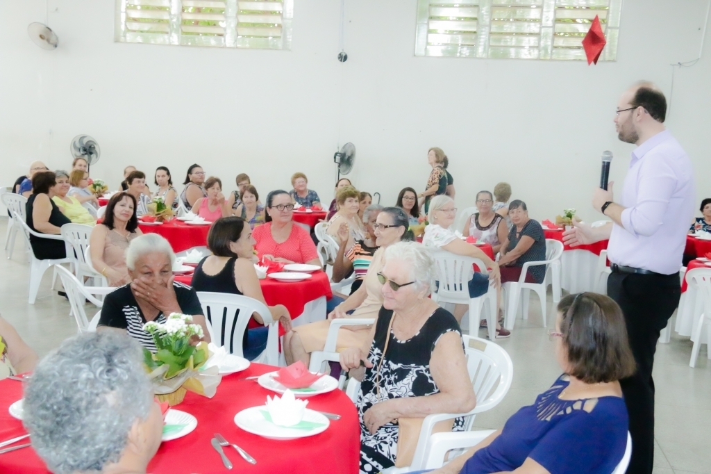 O prefeito Márcio Arjol desejou um feliz Natal em um póspero ano novo ao grupo