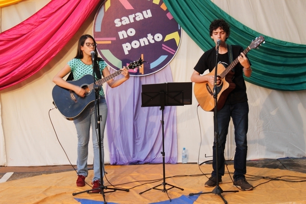 Primeiro Sarau no Ponto do ano abre período de comemorações dos 30 anos da Escola Livre de Teatro