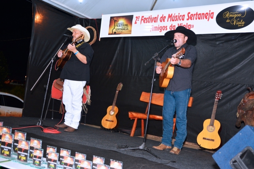 2º Festival de Música Sertaneja finaliza com belíssimas apresentações