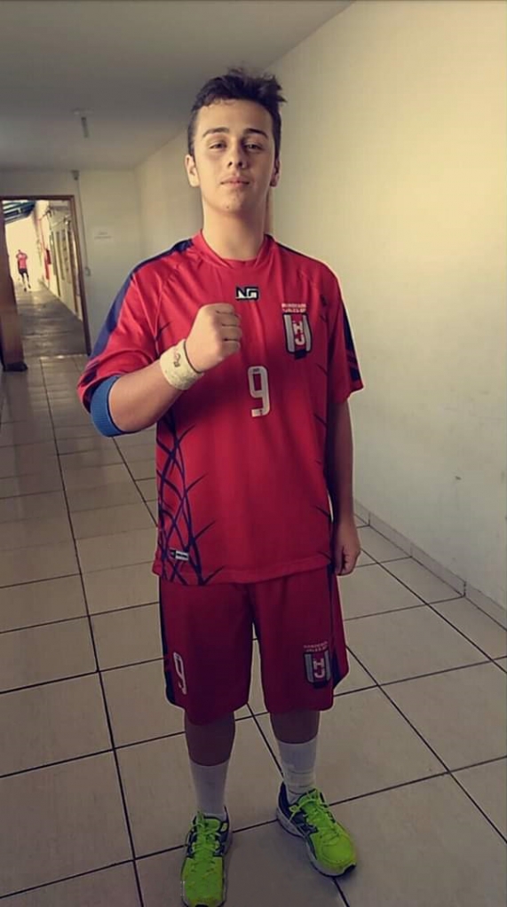 O atleta Gabriel Carlos de Amorim, o Biel, foi contratado pela equipe de Salto-SP