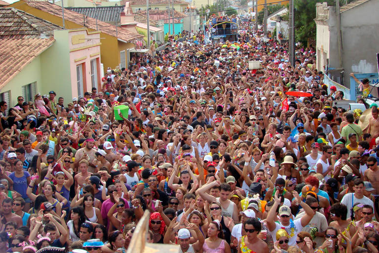 Saúde: rotina de festas no Carnaval exige cuidados