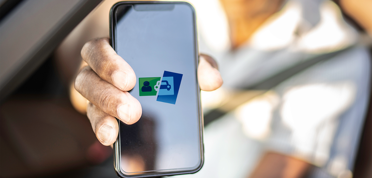 Versões digitais da CNH e do CRLV valem tanto quanto os documentos de papel