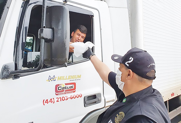 140 mil kits de alimentação serão distribuídos para caminhoneiros nas rodovias de SP