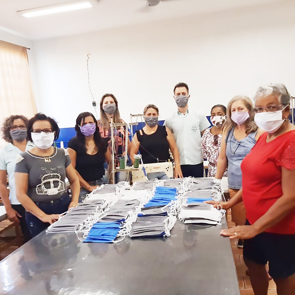 Fundo Social de Solidariedade de Paranapuã entrega máscaras confeccionadas por voluntárias
