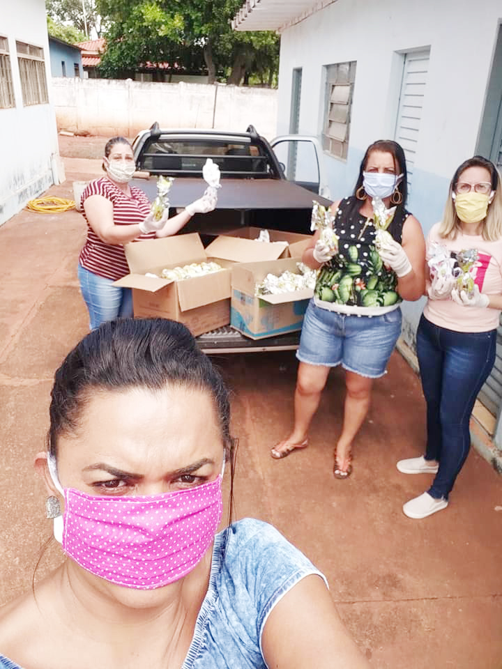 Mesópolis distribui ovos de chocolate para servidores municipais e crianças