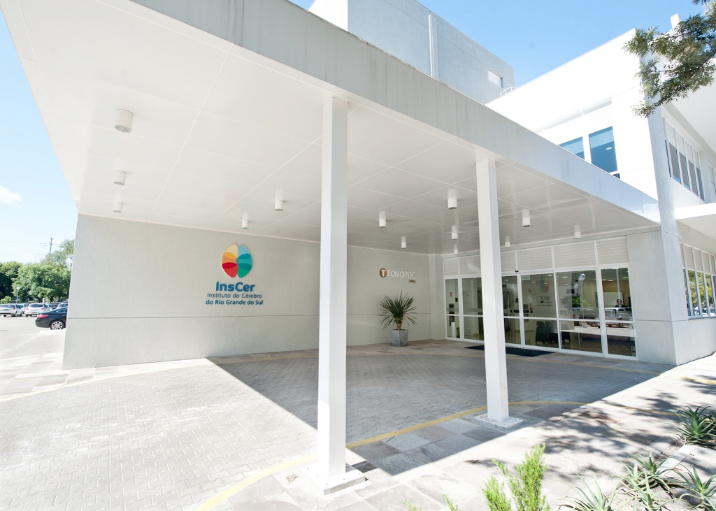 Pesquisa investiga impactos do confinamento domiciliar no sono de adultos e de seus filhos
