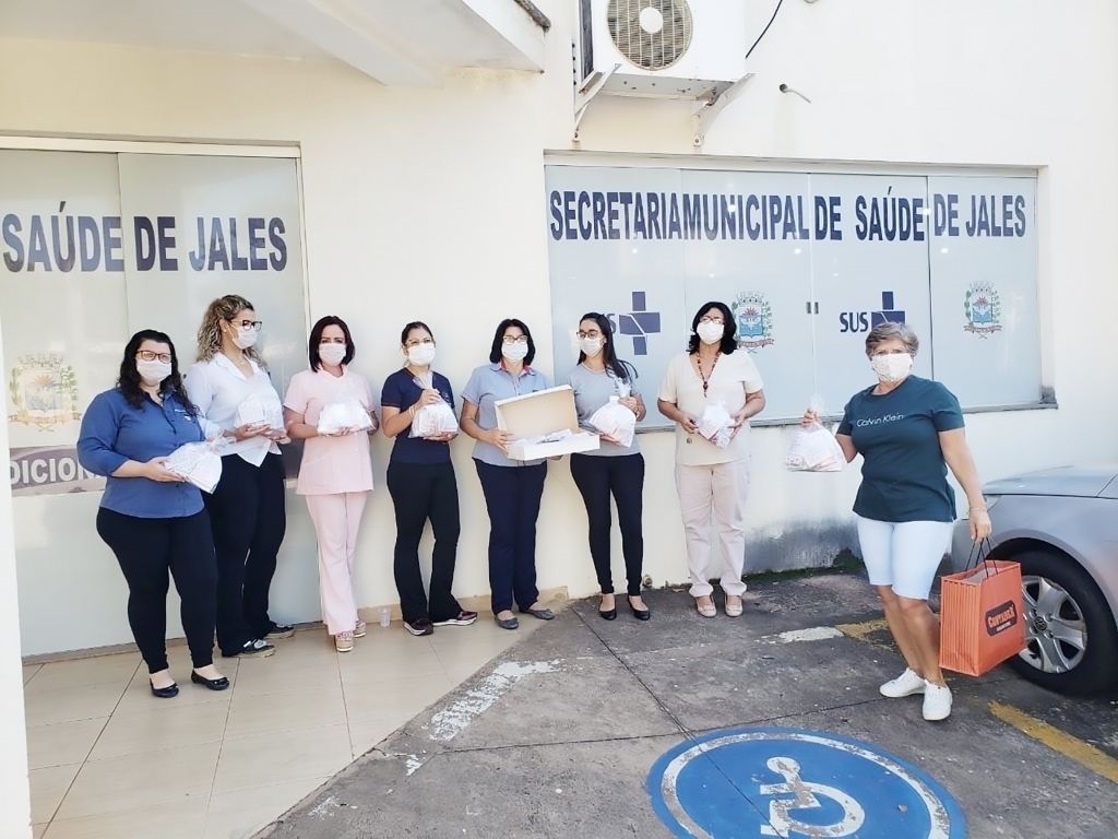 Projeto Mãos do Bem já doou 2.625 máscaras para a rede de saúde distribuir aos pacientes e pessoas necessitadas
