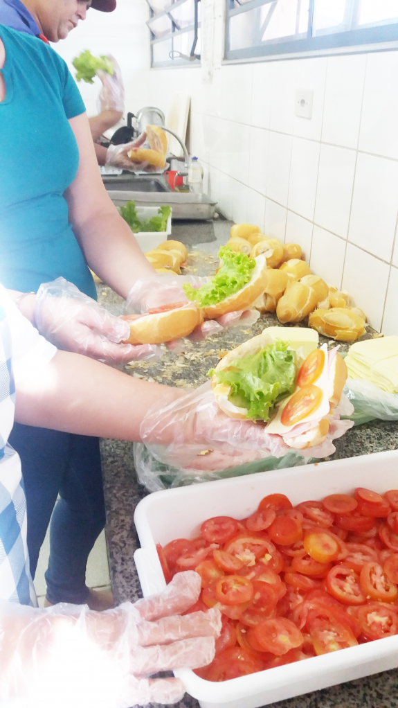 Alimentação balanceada é um dos fortes da escola Estadual Francisco Molina