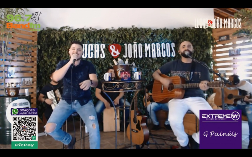 A Live com a dupla Lucas & João Marcos, que aconteceu no dia 30 de maio, arrecadou recursos, alimentos e produtos que foram doados ao projeto Jales sem Fome e para a Santa Casa de Jales