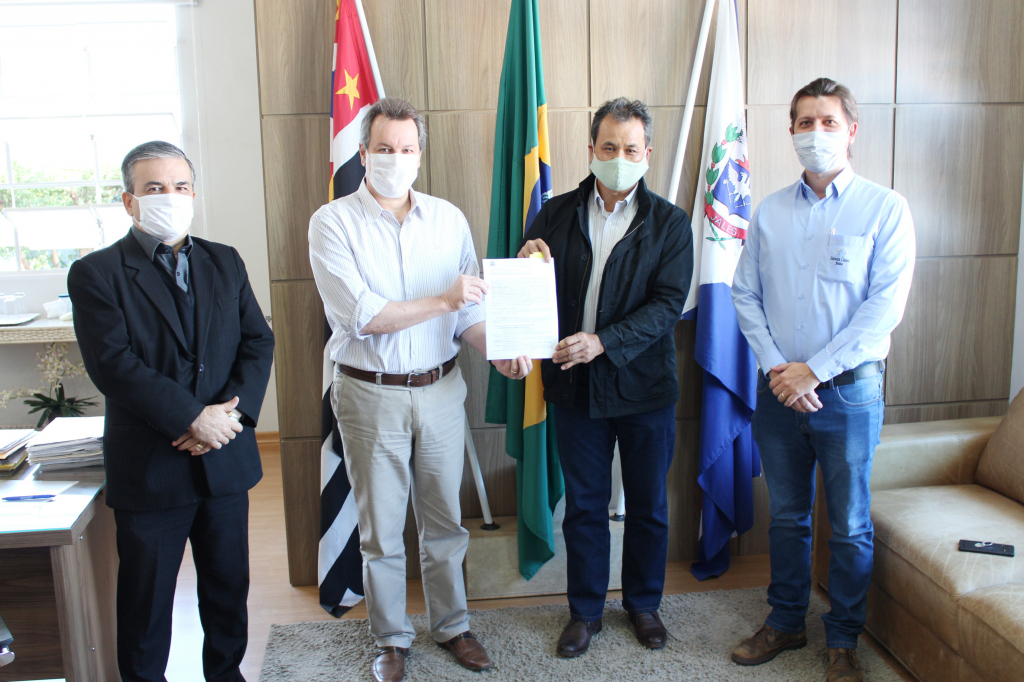 Prefeitura de Jales, Santa Casa e CMDCA concretizam parceria para compra de respiradores e monitores para o hospital
