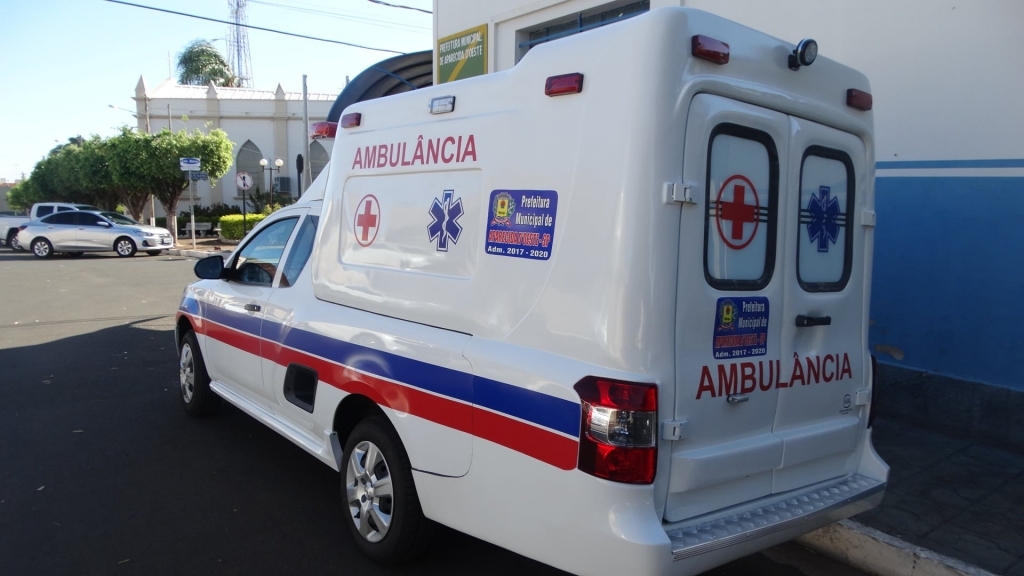 Aparecida d’Oeste adquire nova ambulância que auxiliará no atendimento à Saúde no município