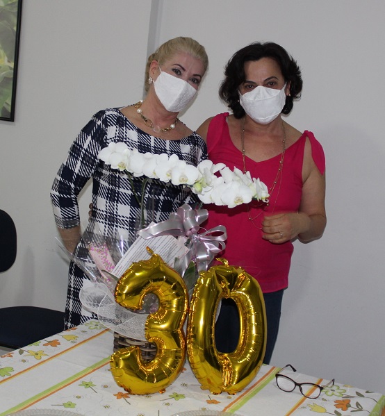 A reitora da Unijales Maria Christina Fuster Soler Bernardo agradeceu o carinho e dedicação pela empresa que Alice Seixas teve nesses 30 anos