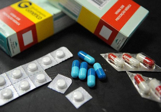 Governo zera tarifas de 34 medicamentos usados no combate à Covid-19