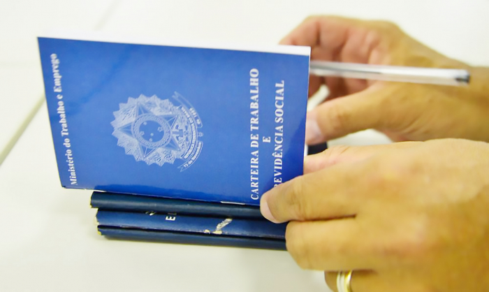 Lei que cria o programa de manutenção do emprego e renda é publicada