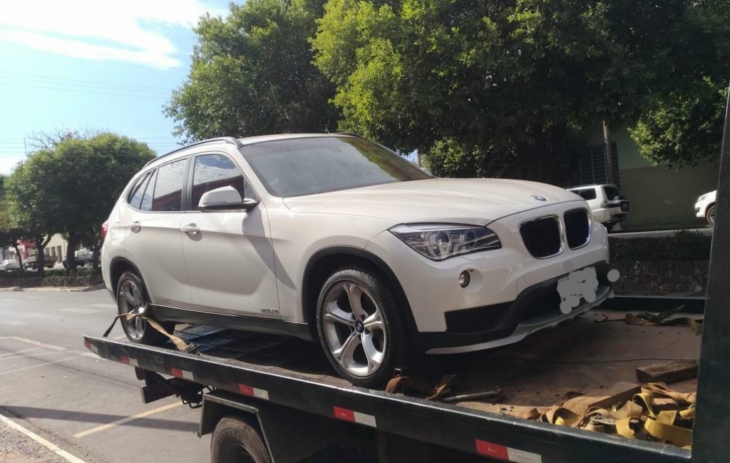 Polícia Militar de Jales prende homem com drogas e apreende BMW X1