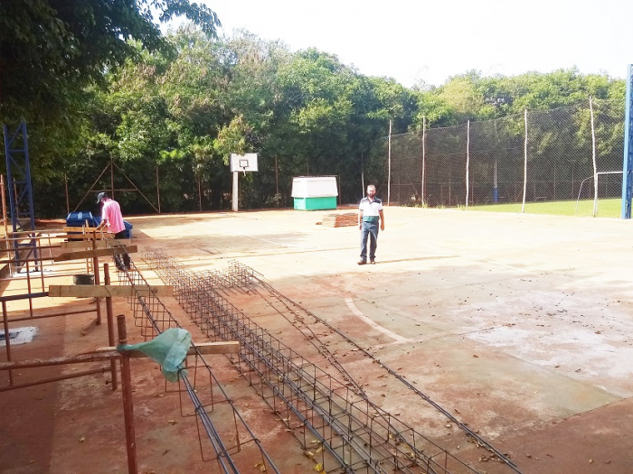 A Quadra Poliesportiva terá cobertura e seu piso será reformado