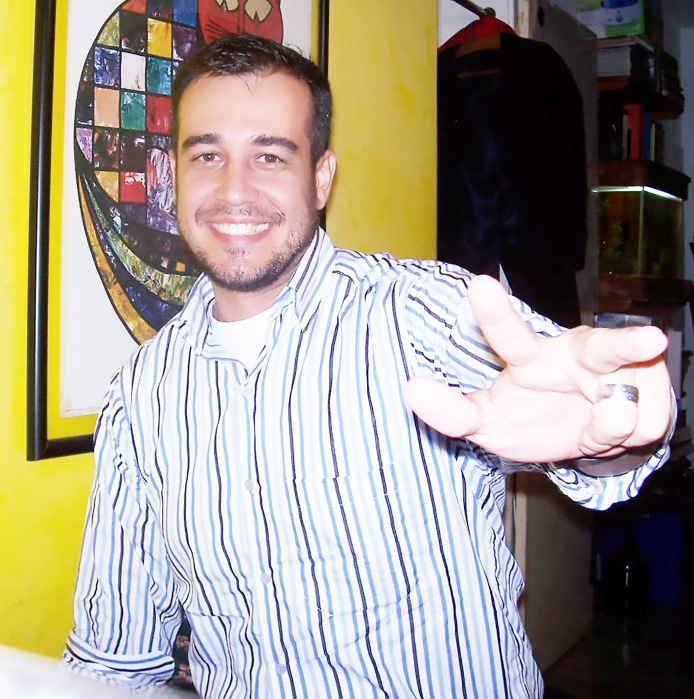O arquiteto Adriano Lourenço