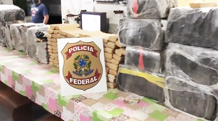 Os pacotes apreendidos pela Polícia Federal