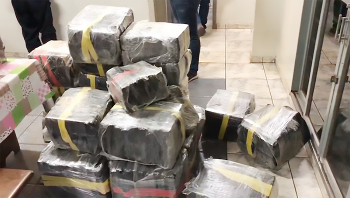 Os pacotes apreendidos pela Polícia Federal