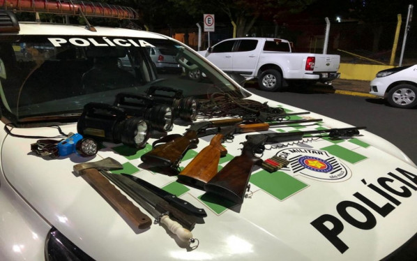 Polícia flagra caça de animais silvestres na região