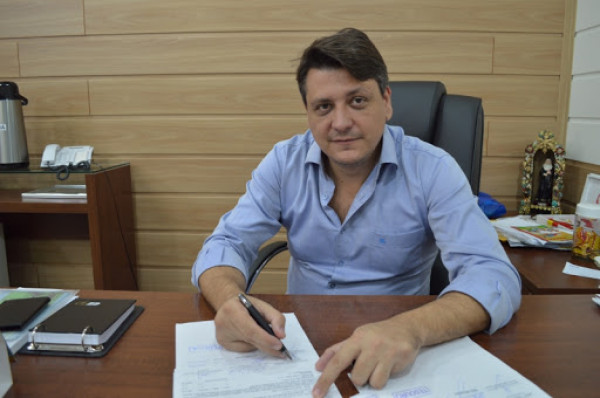 Pessuto publica Decreto e aulas só voltam em 2021 em Fernandópolis