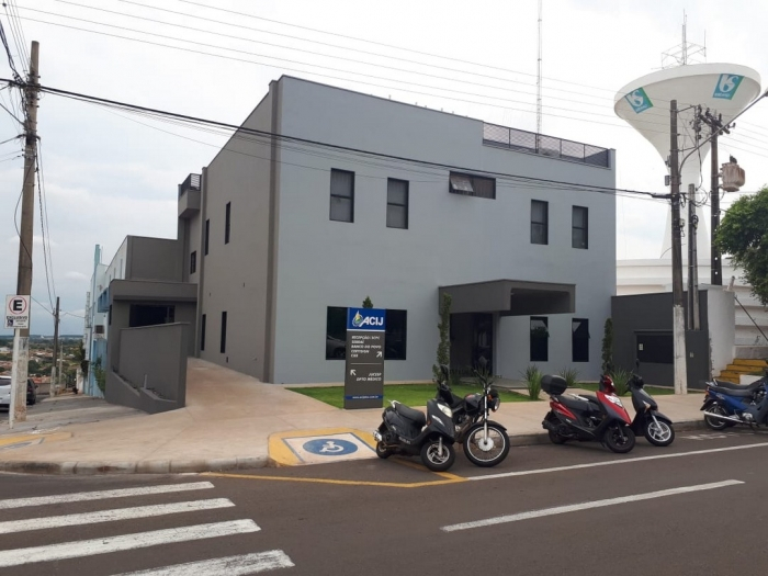 Prefeito de Jales veta Projeto de Lei que obrigaria estabelecimentos a medirem a temperatura de clientes, após ofício da ACIJ