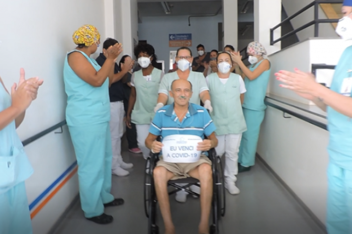 Paciente tem alta após 45 dias internado na Santa Casa de Misericórdia de Jales