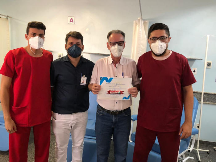 Dr. Osnir e colaboradores da emergência, Pablo Santos, Pedro Henrique e Kaique Rodrigues