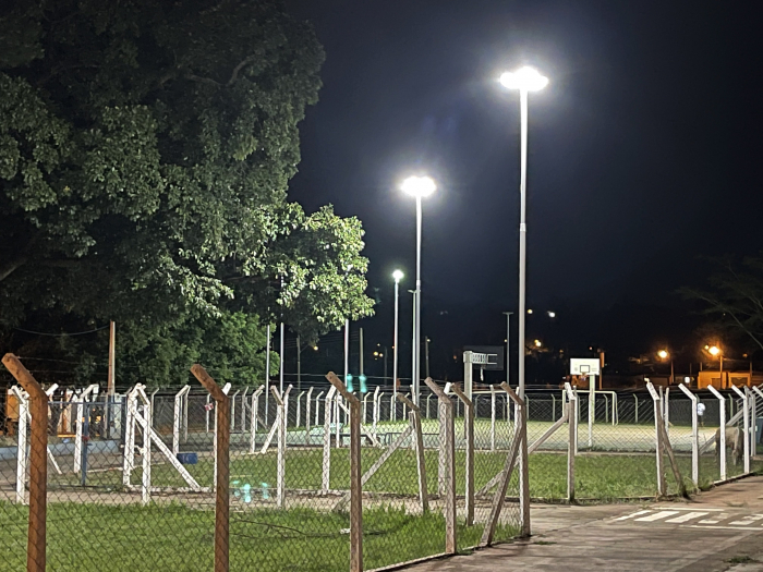 O Sistema de Lazer "Laurindo Palminonde", no Jardim São Lucas, bastante frequentada por esportistas, também ganhou nova iluminação