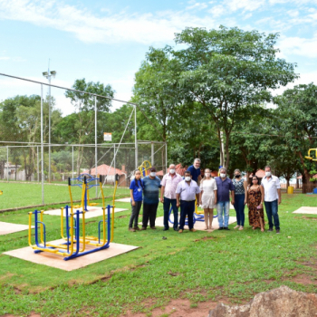 Um parque infantil e uma academia ao ar livre também foram construídos na Prainha 