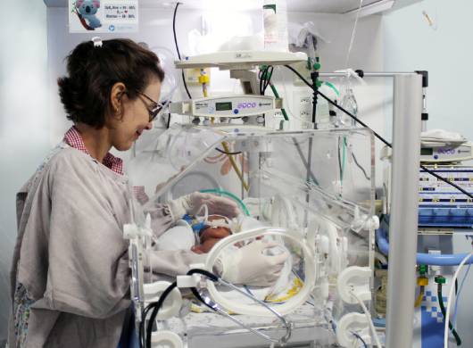 Santa Casa de Votuporanga disponibiliza leito de UTI Neonatal para Manaus