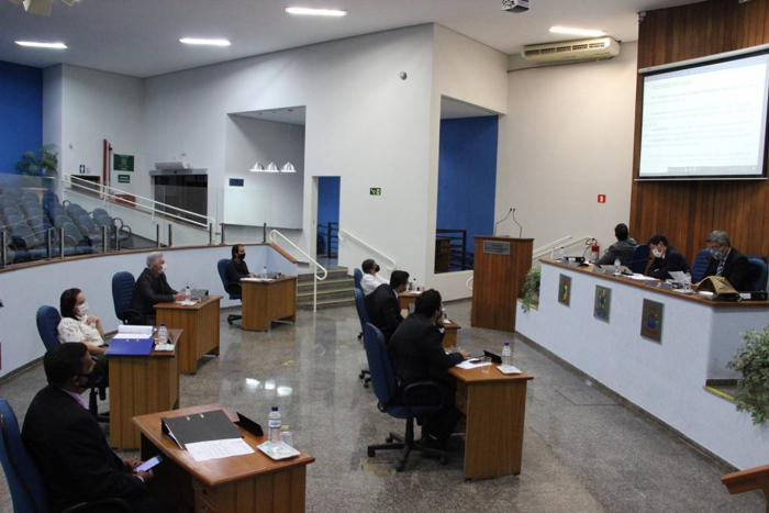 Câmara de Jales homenageia médica Sandra Marcondes por atendimento a vítimas de covid-19