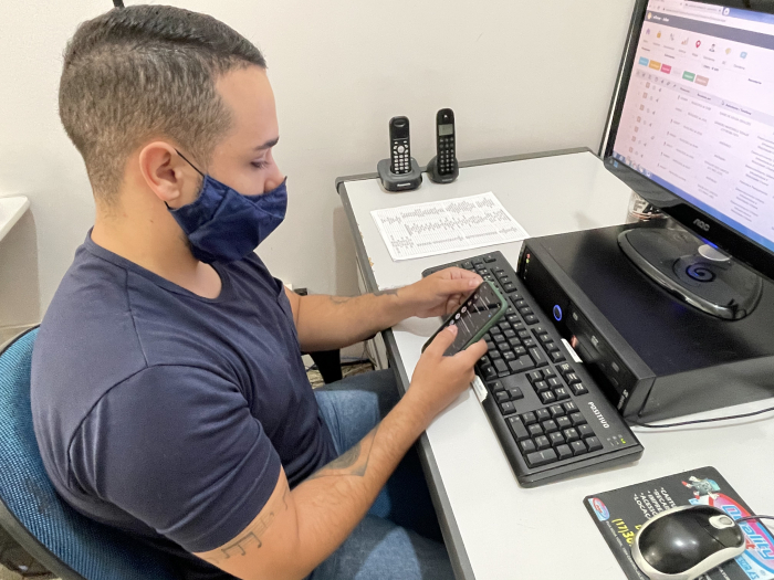 O ouvidor Marcos Alexandre Rodrigues da Silva será o responsável pelos atendimentos via WhatsApp