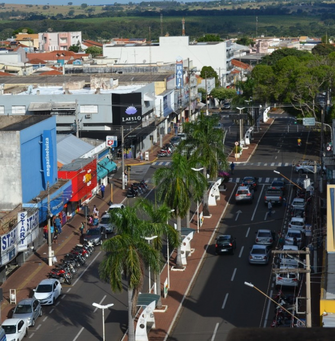 Comércio jalesense volta a atender clientes presencialmente