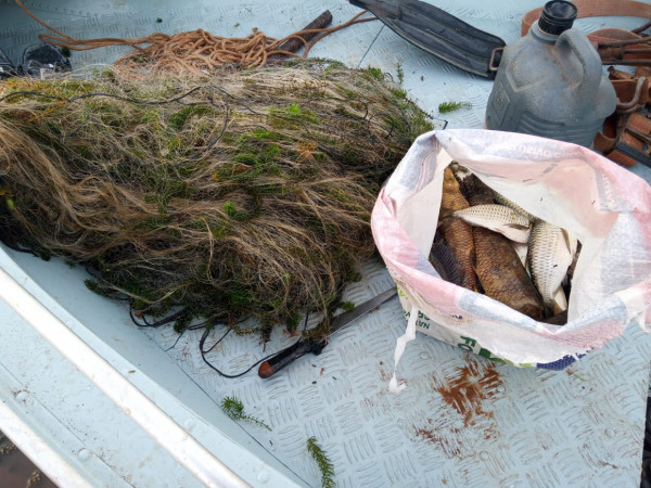 Diversas ocorrências de pesca irregular são registradas na região durante o final de semana
