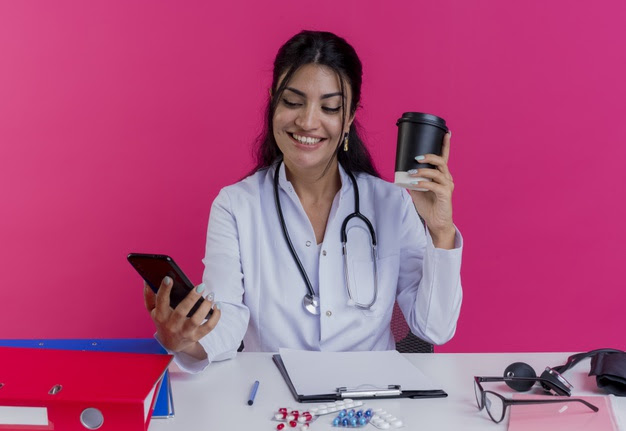 Especialistas alertam sobre os principais motivos de punição nos conselhos federais e regionais de medicina