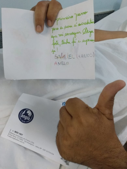 Pacientes das Síndromes Gripais, recebem cartas com palavras de fé e esperança