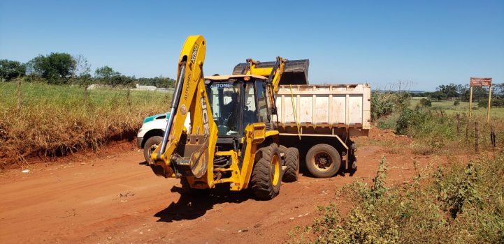 Caminhões da Prefeitura levaram o material até o Aterro Sanitário, de onde será realizada a destinação final correta dos resíduos gerados