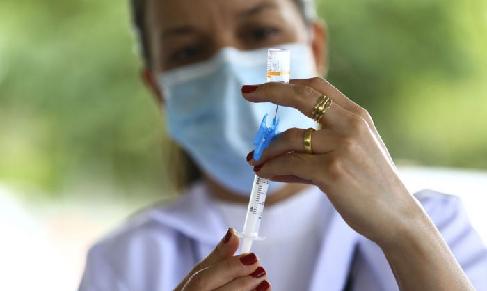 Estados já podem ampliar vacinação com doses da Pfizer para municípios