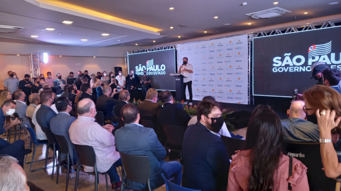 O deputado estadual e presidente da Assembleia Legislativa de São Paulo (Alesp), Carlão Pignatari esteve presente no evento e atendeu o setor de Captação de Recursos