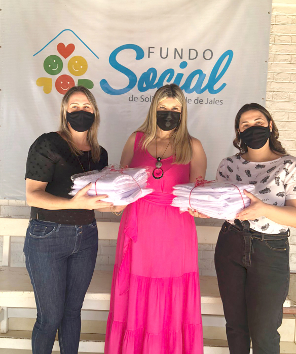 A primeira-dama de Santa Albertina, Beatriz Formigoni participou da ação solidária