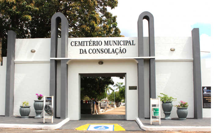 O Cemitério Municipal da Consolação e o Cemitério Nossa Senhora da Paz, na semana que antecede o Dia de Finados, terá horário de funcionamento especial. No dia 01/11, funcionarão das 7h às 18h e no dia 02/11, das 6h às 18h30