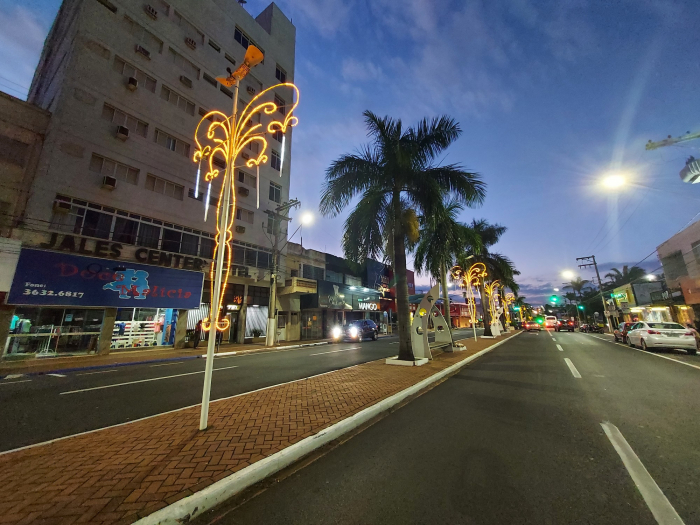 A administração municipal, preocupada com a retomada da economia e em resgatar a alegria e a esperança da população jalesense, preparou tudo com antecedência para os moradores e visitantes