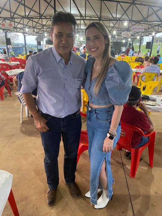 A Dr. Fernanda Camacho ajudou na divulgação do leilão e esteve presente representando sua família