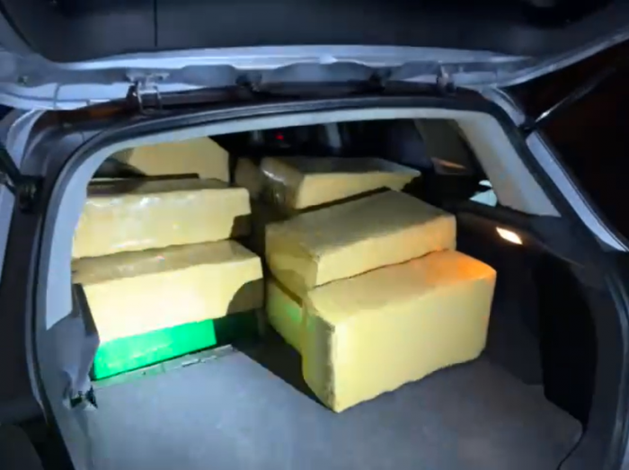 Baep prende homem com 300kg de maconha em carro